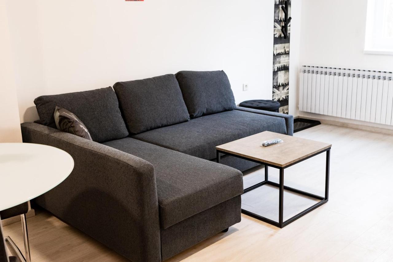Apartmani Park Maksimir-Rebro ザグレブ エクステリア 写真