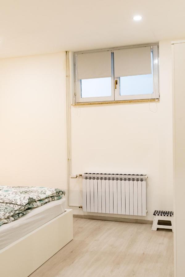 Apartmani Park Maksimir-Rebro ザグレブ エクステリア 写真