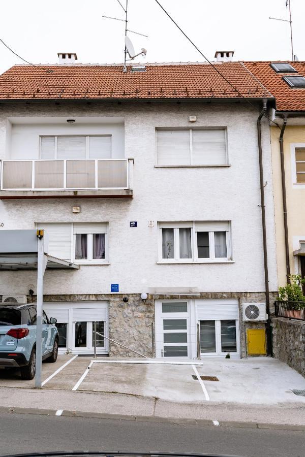 Apartmani Park Maksimir-Rebro ザグレブ エクステリア 写真